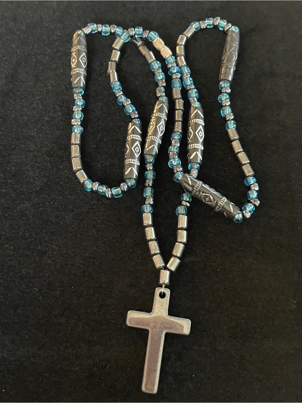 Cool unique beaded cross necklace, 22” unique design!  Excellent condition!
